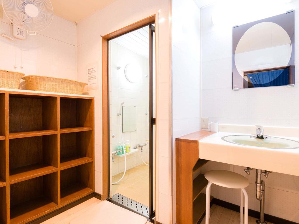 Kobe Student Youth Center Экстерьер фото